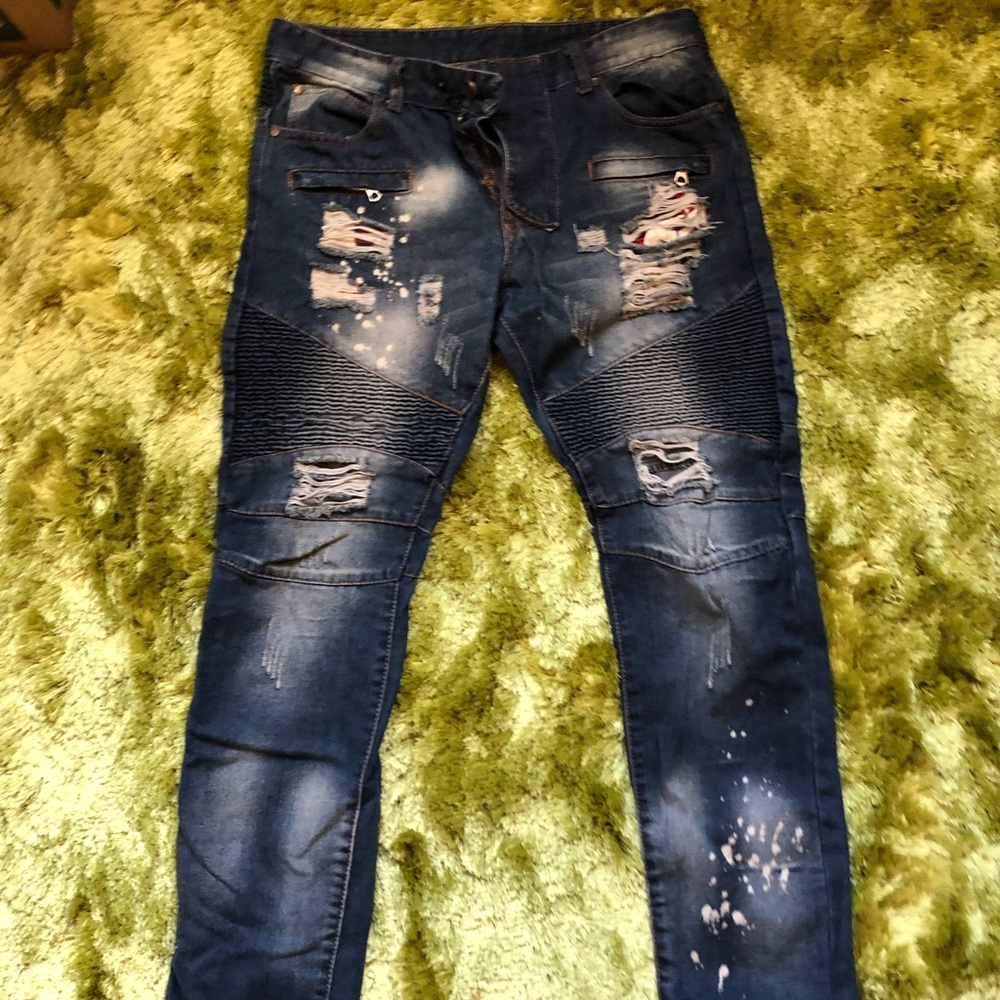 Balmain Jeans size 34 dark wash skinny jeans